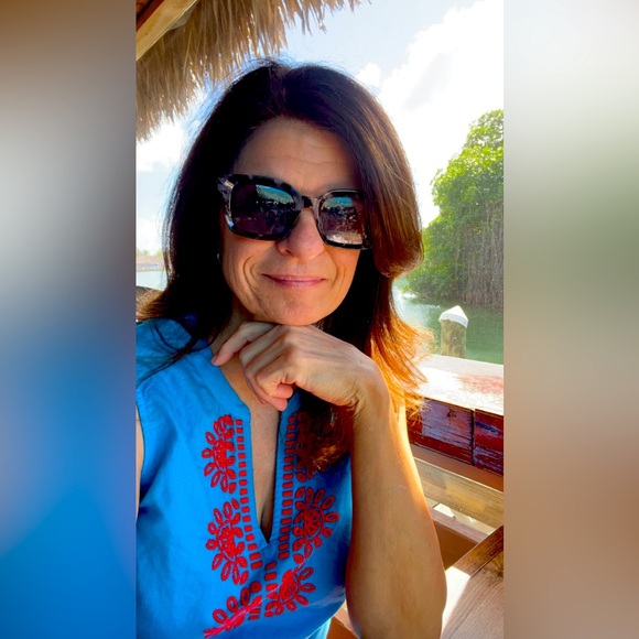 Meet your Posher, Marci - Picture 1 of 1